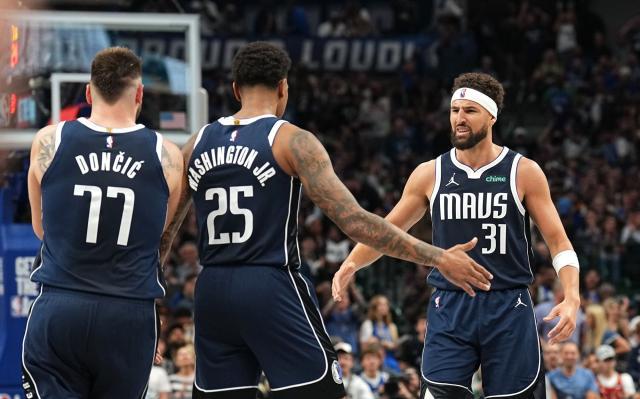 乐鱼中国官方网-22分+6记三分！汤神首秀就爆发：独行侠三叉戟逞威